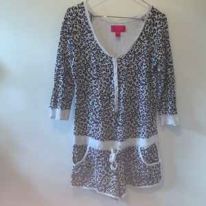 Victoria Secret Woman’s M One Piece Short Pajama